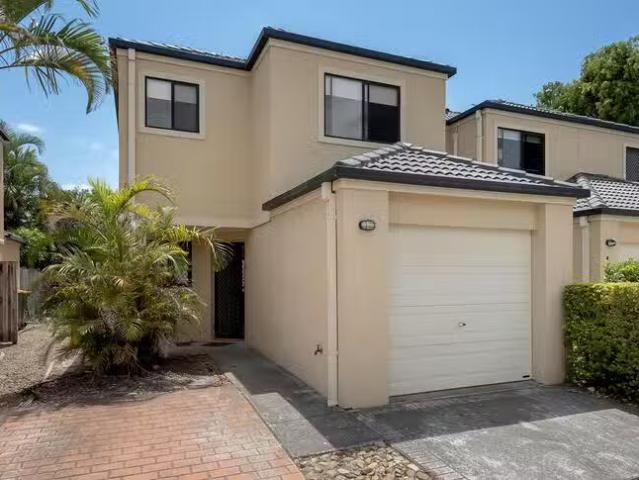 House for rent in Latham, Australian Capital Territory