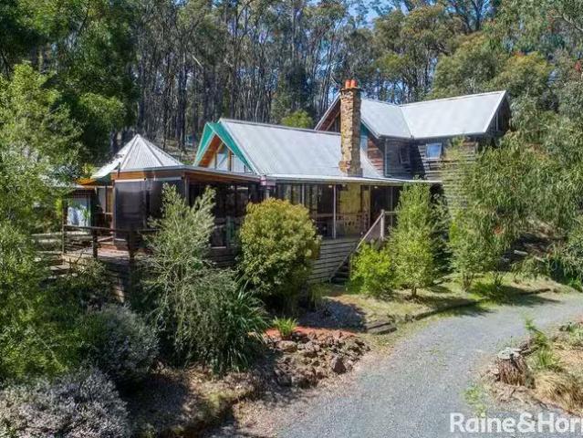 House for rent in Macedon, Victoria