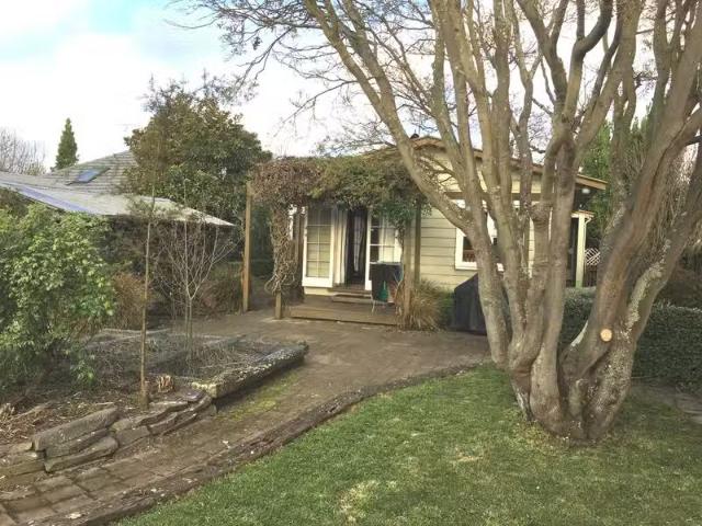 House for rent in Chaslands, Canterbury