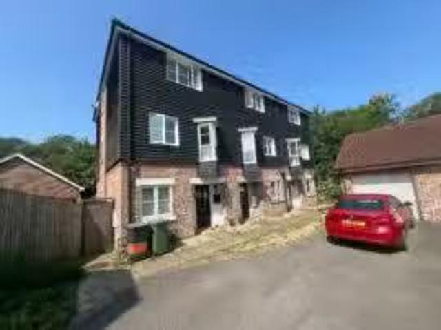 Apartment for rent in Priest Down, Hampshire