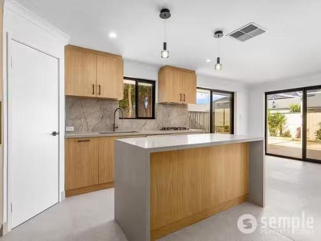 House for rent in Hammond Park, Western Australia