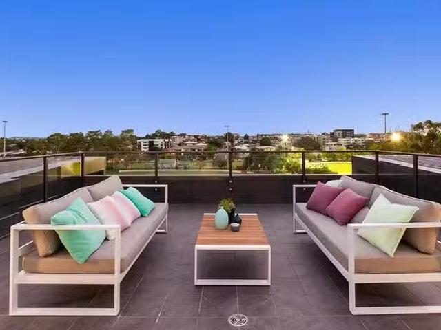 Apartment for rent in Toombul, Queensland