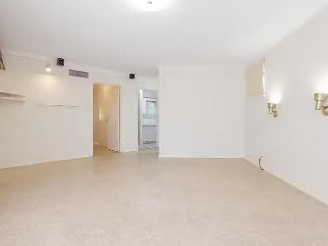 House for rent in Rossmoyne, Western Australia
