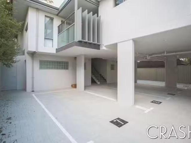 Apartment for rent in Cloverdale, Western Australia
