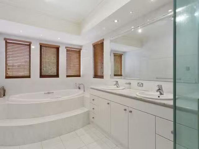 House for rent in Applecross, Western Australia