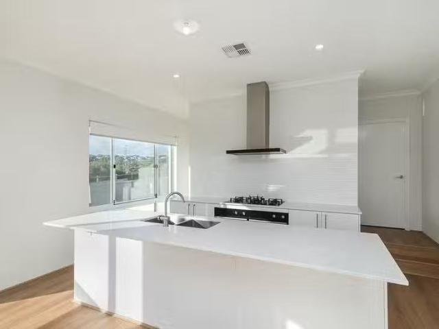 House for rent in Mindarie, Western Australia