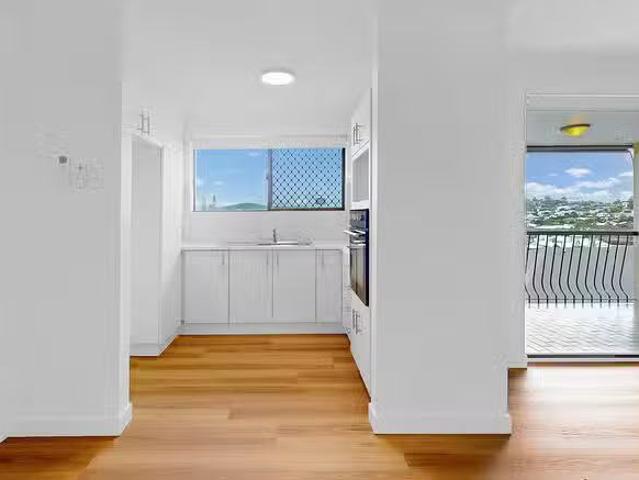 Apartment for rent in Toombul, Queensland
