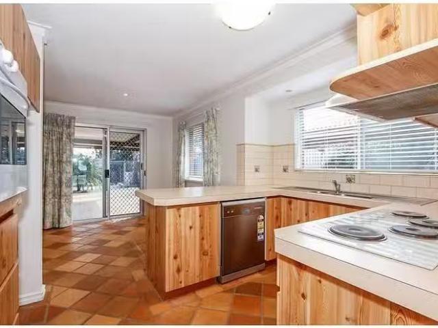 House for rent in Warwick, Western Australia