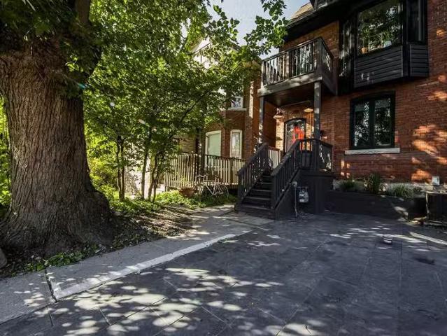 Condo for rent in Woburn, Ontario