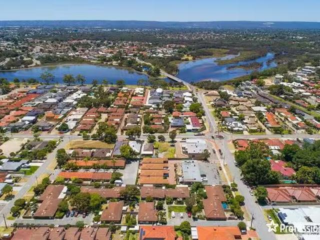 House for rent in Shelley, Western Australia