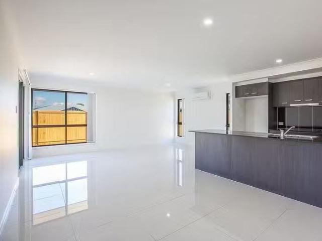 House for rent in Kelso, Queensland