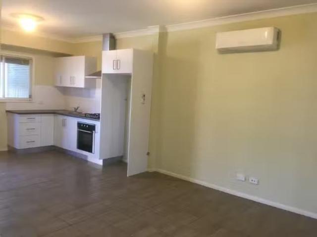 House for rent in Oxley Park, New South Wales
