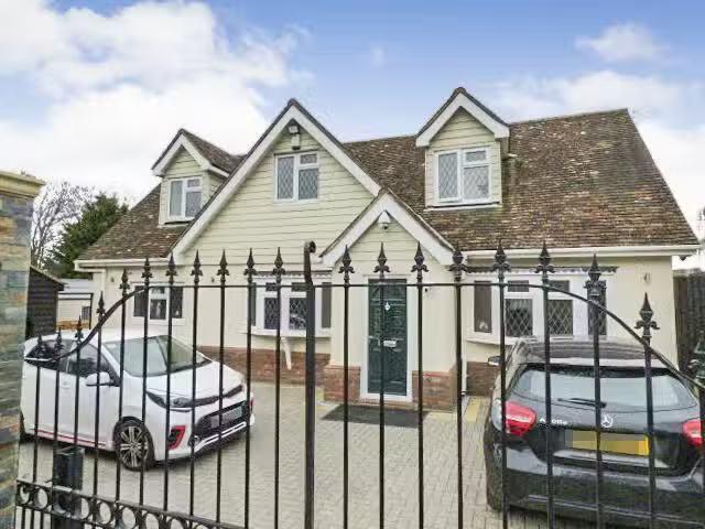 House for rent in Black Bourton, Oxfordshire