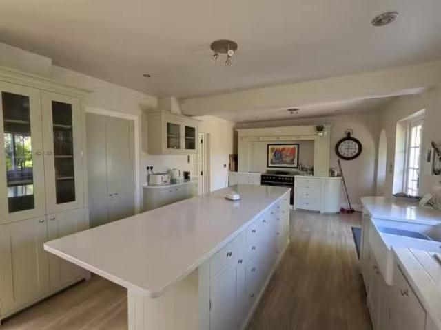 House for rent in Chelmondiston, Suffolk