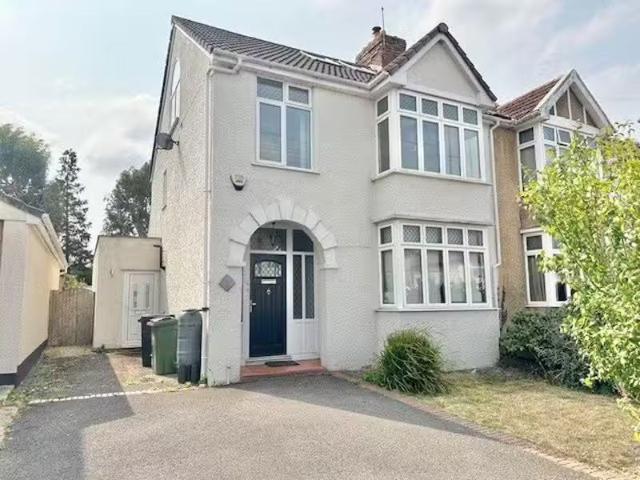 House for rent in Cabbage Hall, Calderstones