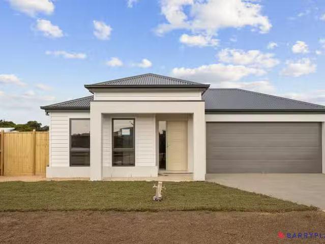 House for rent in Cowes, Victoria