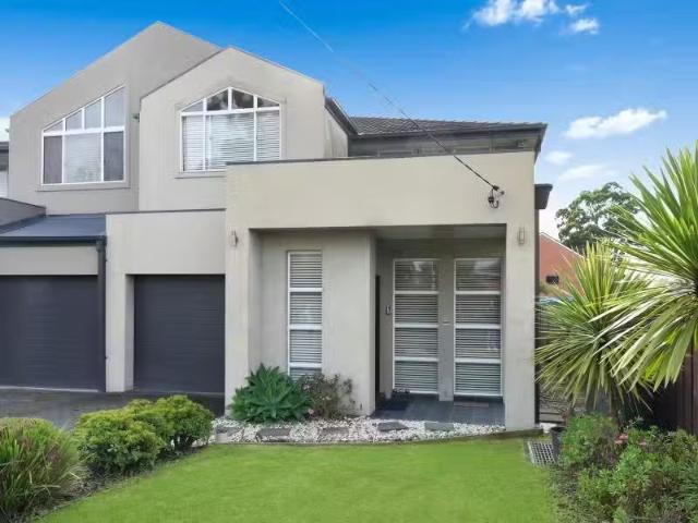 Condo for rent in Sydney, New South Wales