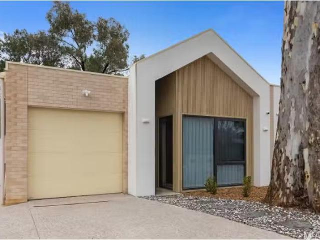 Condo for rent in Flynn, Australian Capital Territory