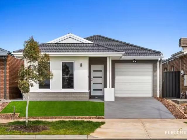 House for rent in Weir Views, Melbourne