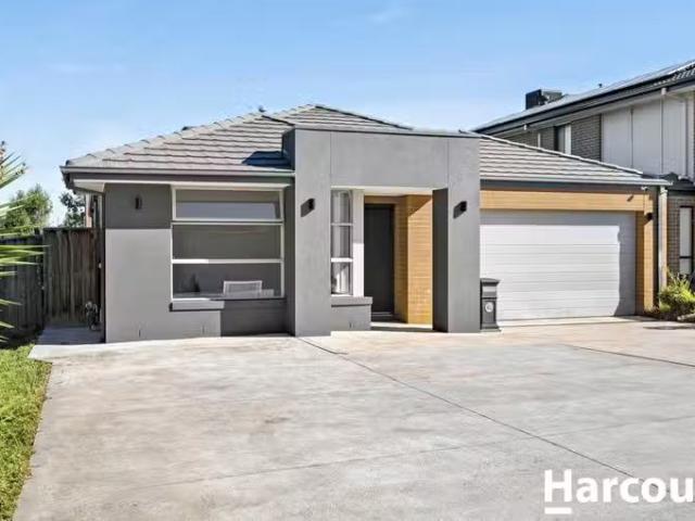 House for rent in Parklane Gardens, Melbourne