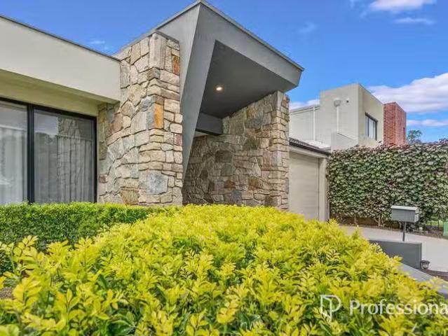 House for rent in Forrestfield, Western Australia