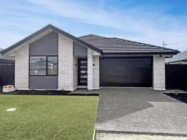 House for rent in Chaslands, Canterbury