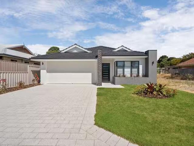 House for rent in St Kilda East, Melbourne