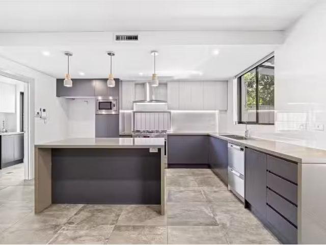 Condo for rent in Sydney, New South Wales