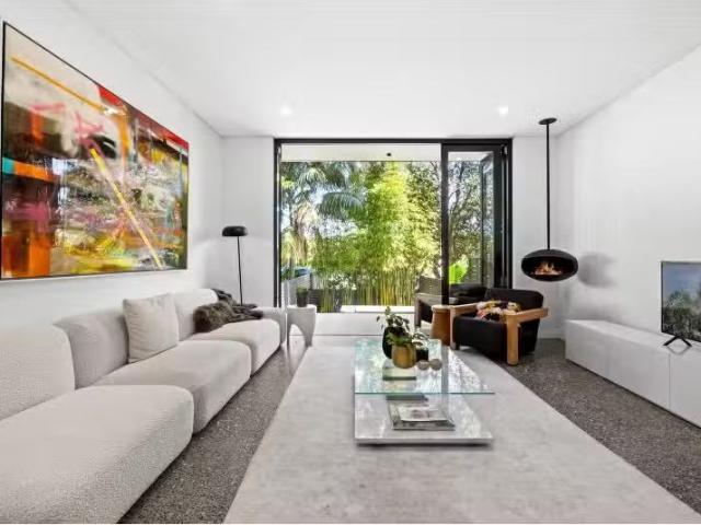 Condo for rent in Sydney, New South Wales