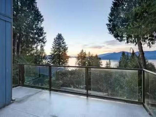 House for rent in Lions Bay, British Columbia