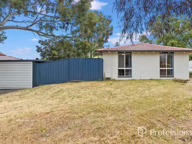 House for rent in Forrestfield, Western Australia