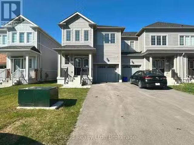 Condo for rent in Dufferin, Ontario