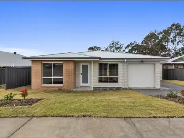 Condo for rent in Wadalba, New South Wales