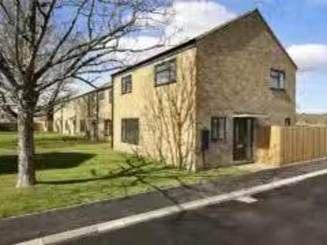 House for rent in Dettingen Park, Deepcut