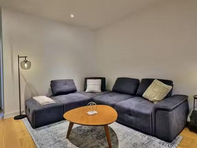 Apartment for rent in St. Leonard's, Quebec