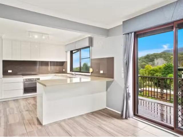 House for rent in Wollongong West, New South Wales