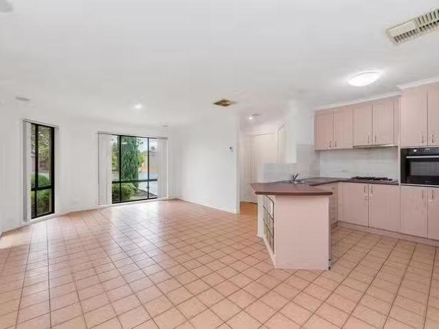 House for rent in Dunlop, Australian Capital Territory