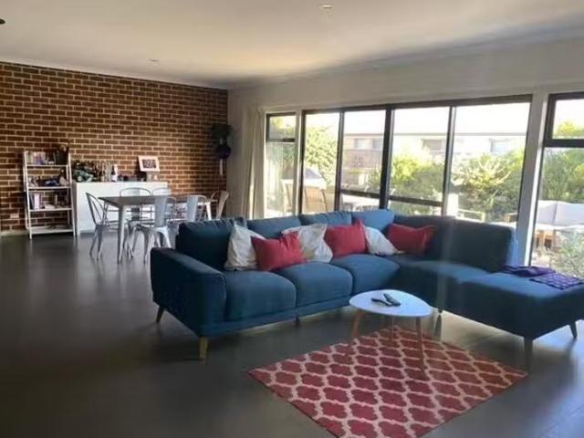 House for rent in Broadwater, Western Australia