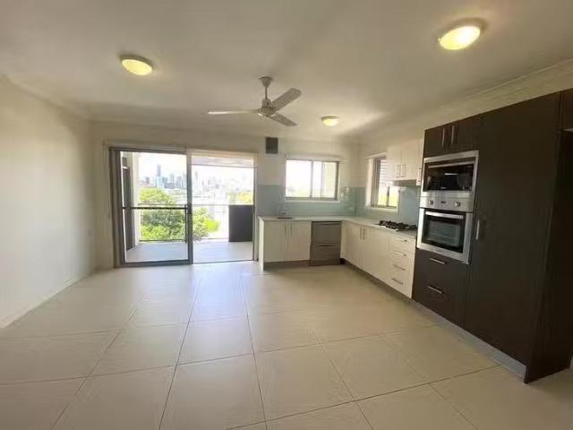 Apartment for rent in Toombul, Queensland