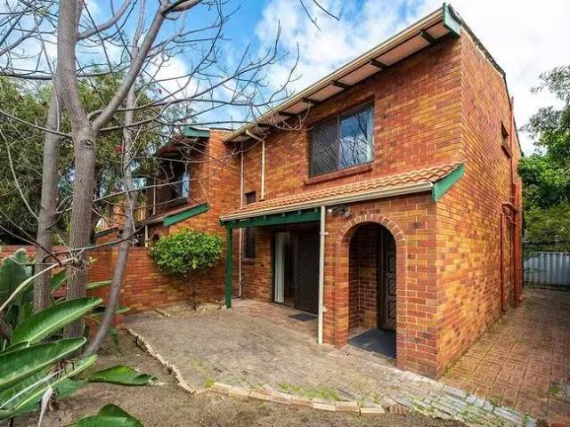 House for rent in Cockburn, Western Australia