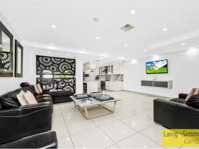 Condo for rent in Sydney, New South Wales
