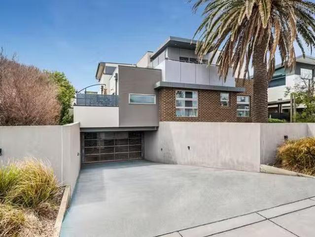 Apartment for rent in Camerons Creek, Victoria