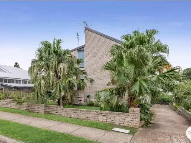 Condo for rent in Toombul, Queensland