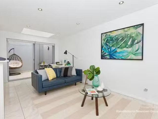 Apartment for rent in Beaufort, Victoria