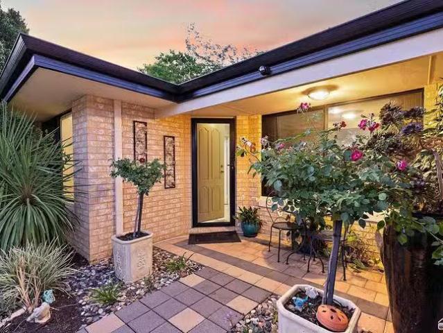 House for rent in Seville Grove, Western Australia