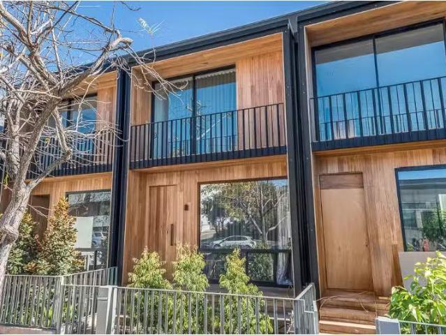 Condo for rent in Sydney, New South Wales