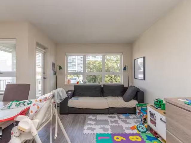 Condo for rent in North Vancouver, British Columbia