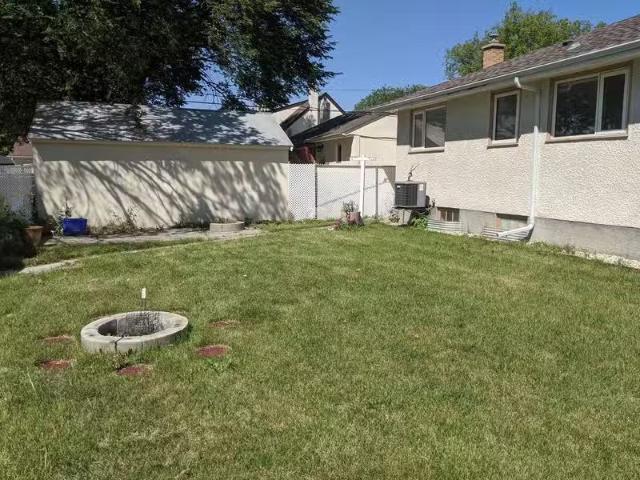House for rent in East St. Paul, Manitoba