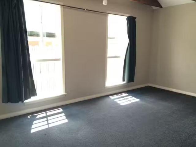 House for rent in Chaslands, Canterbury