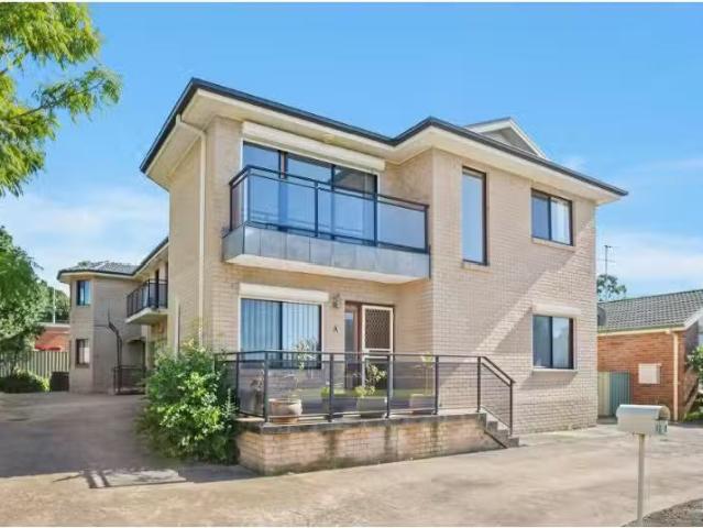 Condo for rent in Wollongong West, New South Wales